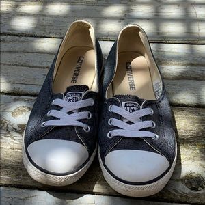 Women’s converse slip on